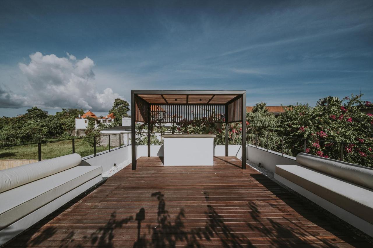 New 4 Bedroom 5 Min Walk To Berawa Beach Enclosed Livng Canggu  Exterior photo